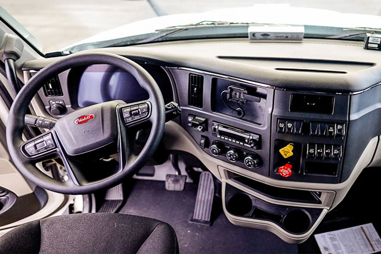 The CDL In-Cab Air Brake Check Script 2026: Word-for-Word Pass Guide