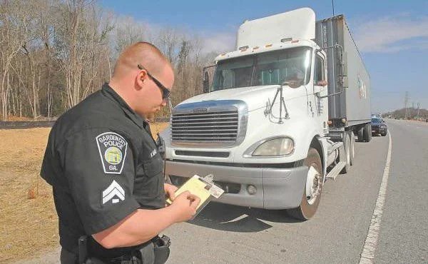 CDL Disqualifications & Suspensions 2026: Major Offenses & Rules